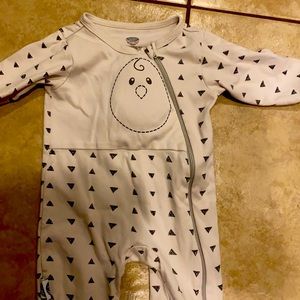 VGUC nested bean zen footie